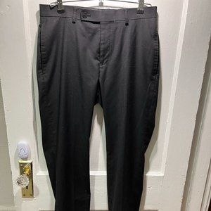 Calvin Klein Men's Slim Fit Pleated Dress Pants / Slacks (Black) - Size 31x30